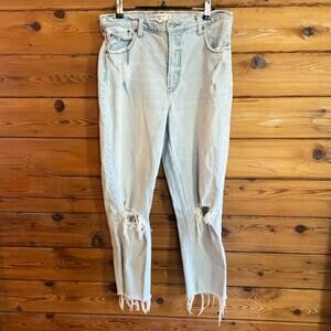 Abercrombie & Fitch The Mom High Rise Distressed Jeans Size 12/31